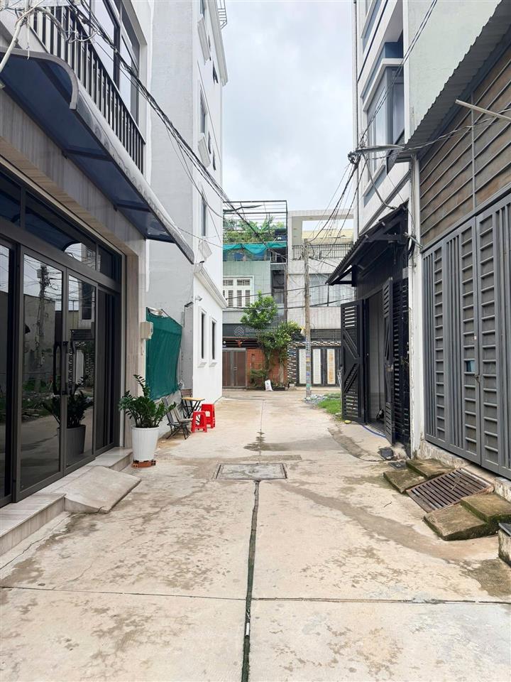 5 tỷ 250 bán nhà thới an quận 12 3 tầng sân thượng, full nội thất (4x14m) tx24