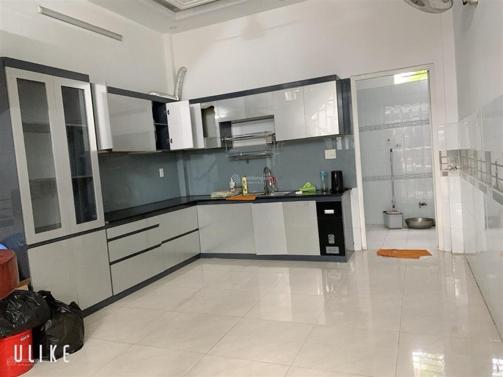 Nhà 3 tầng mặt tiền thạnh lộc 41, quận 12  vừa ở vừa kinh doanh  giá hạ sốc chỉ 6,3 tỷ tl