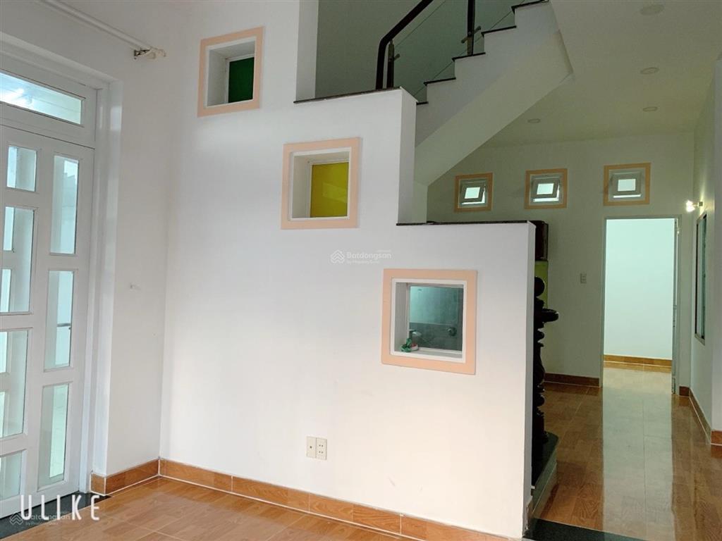 Nhà 2 tầng 86m2 ngang cực rộng 6,9m bên cạnh cao đẳng điện lực thạnh lộc quận 12  chỉ 4,95 tỷ tl