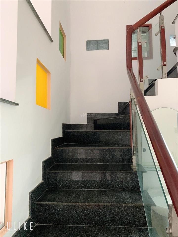 Nhà 2 tầng 86m2 ngang cực rộng 6,9m bên cạnh cao đẳng điện lực thạnh lộc quận 12  chỉ 4,95 tỷ tl