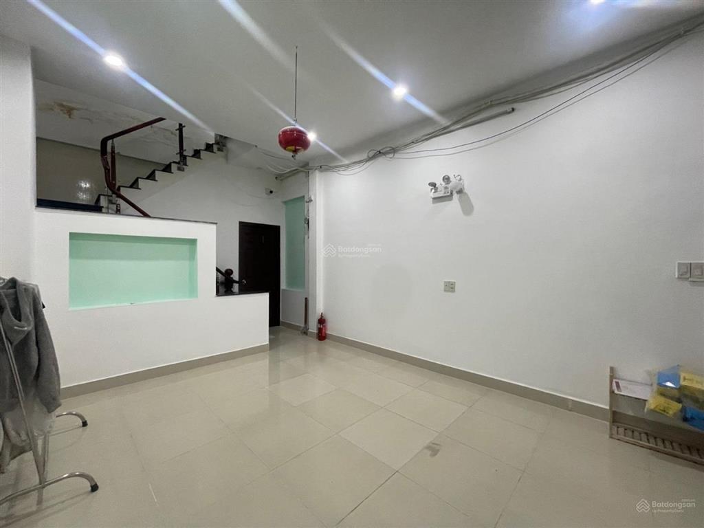 Nhà 4 tầng hẻm 8m hà huy giáp q12  7pn chdv dòng tiền 21 tr/tháng  giá chỉ 6,4 tỷ tl