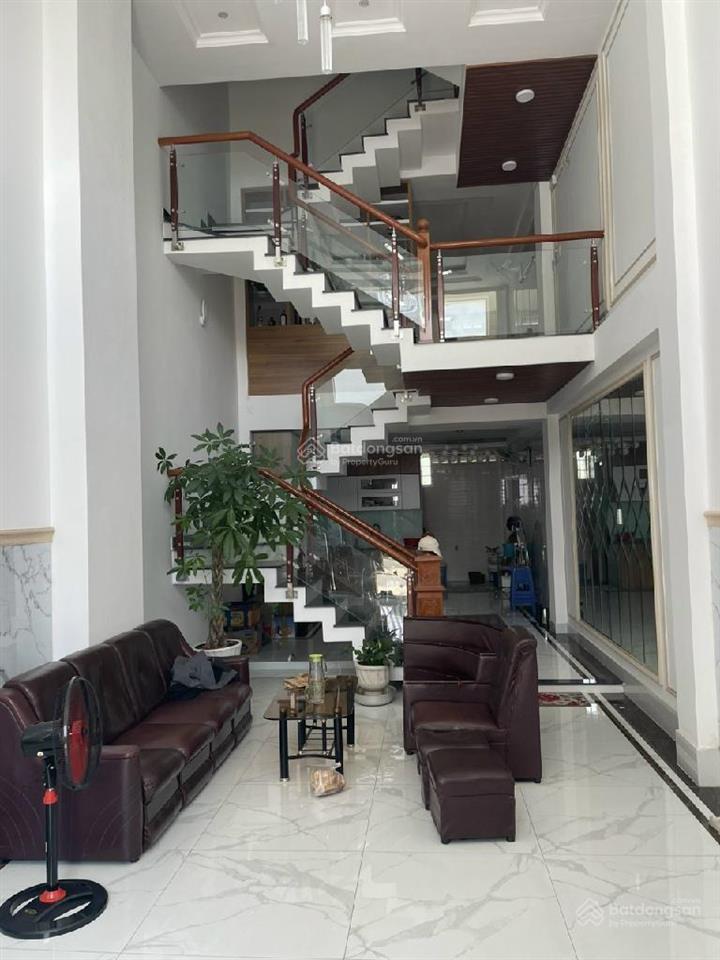 Bán nhà hà huy giáp quận 12  nhà 5 tầng  đường 12m  5.84 tỷ