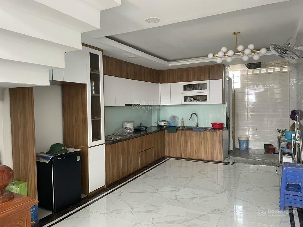 Bán nhà hà huy giáp quận 12  nhà 5 tầng  đường 12m  5.84 tỷ