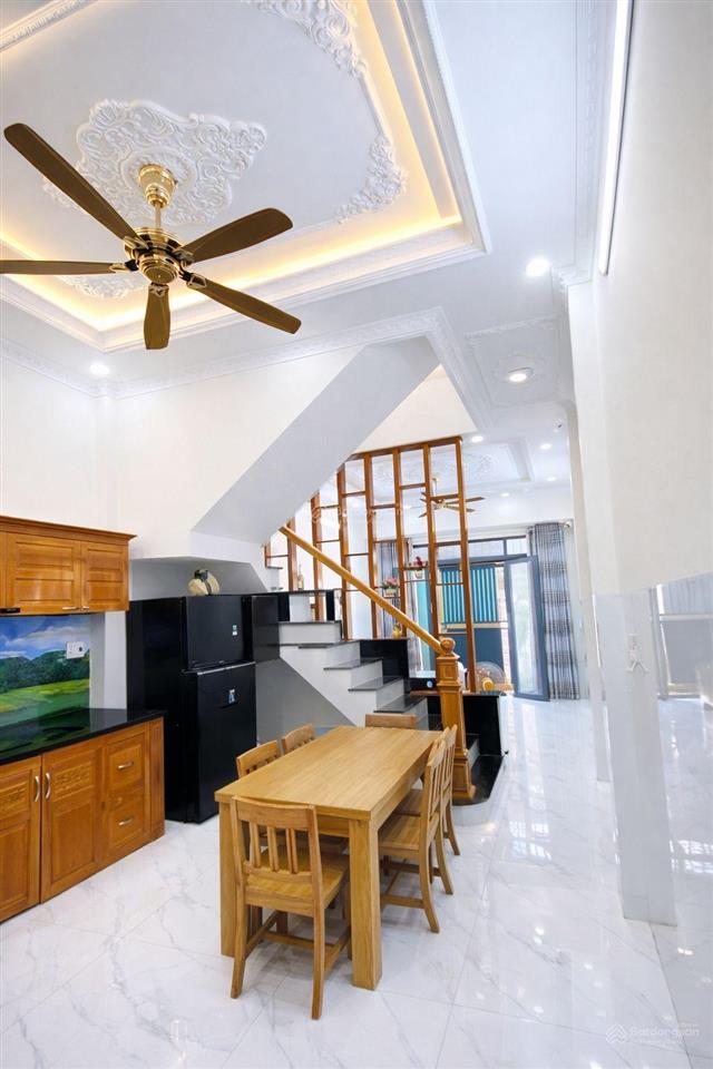 Bán nhà bình chiểu thủ đức 2 tầng btct 61m mới giá 3.99 tỷ