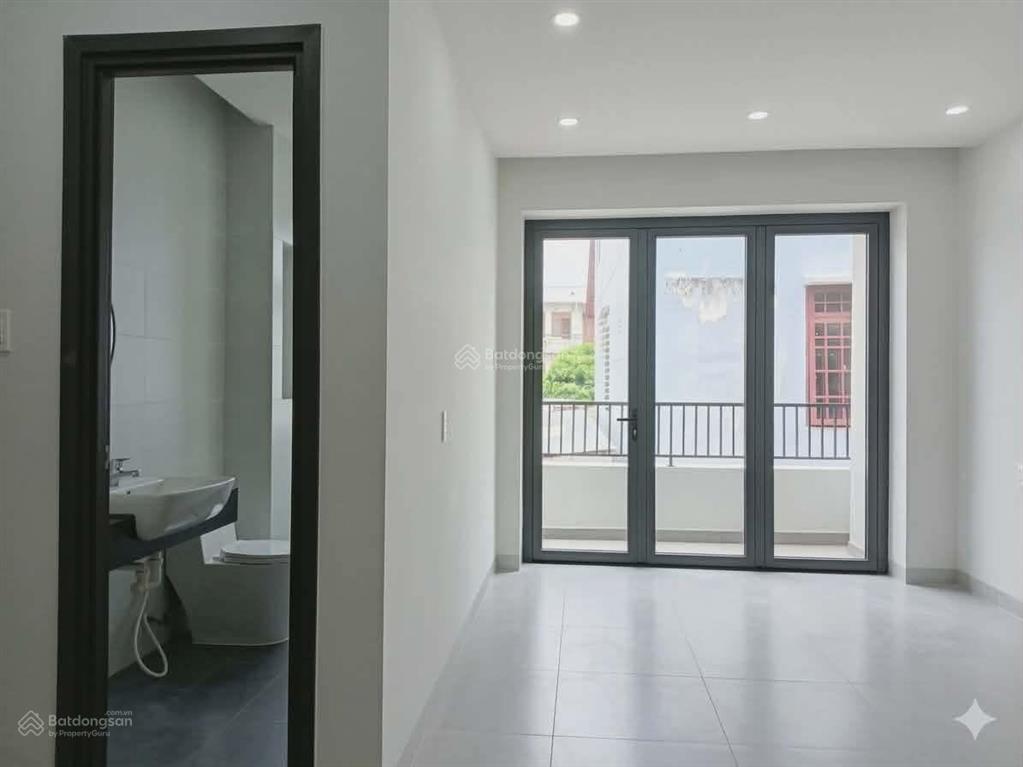 Bán nhà hiệp bình thủ đức 107m 3 tầng 6pn hẻm xe hơi gần kdc hồng long gần vạn phúc city 8.4 tỷ