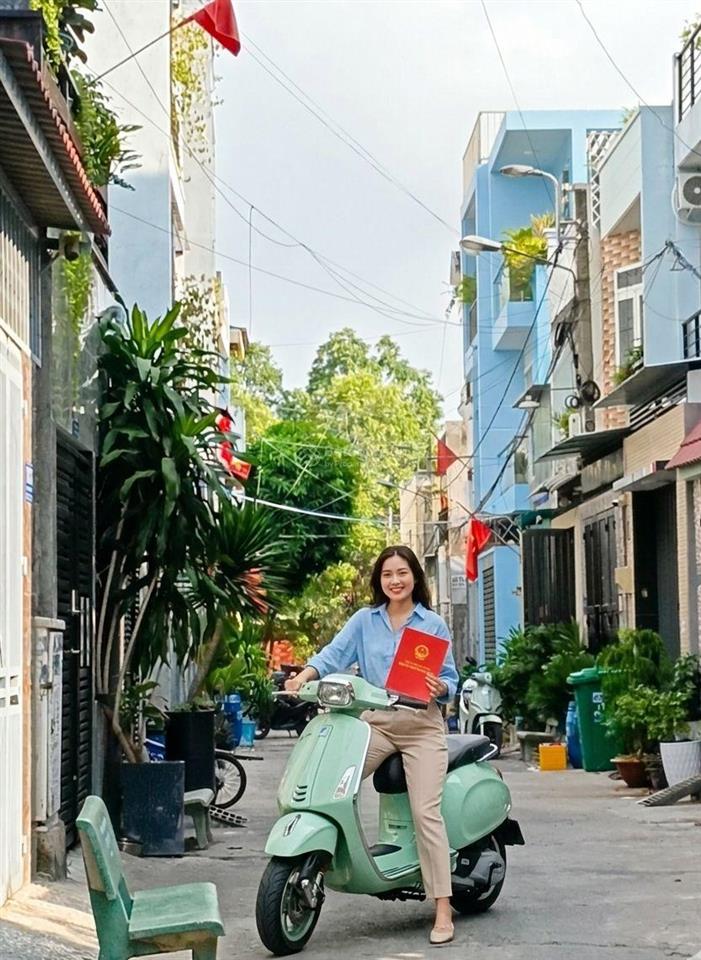 Bán nhà đẹpngô chí quốc phân lô sát kdc vĩnh phú 52m 3 tầng xe hơi ngủ nhà 5.2 tỷ