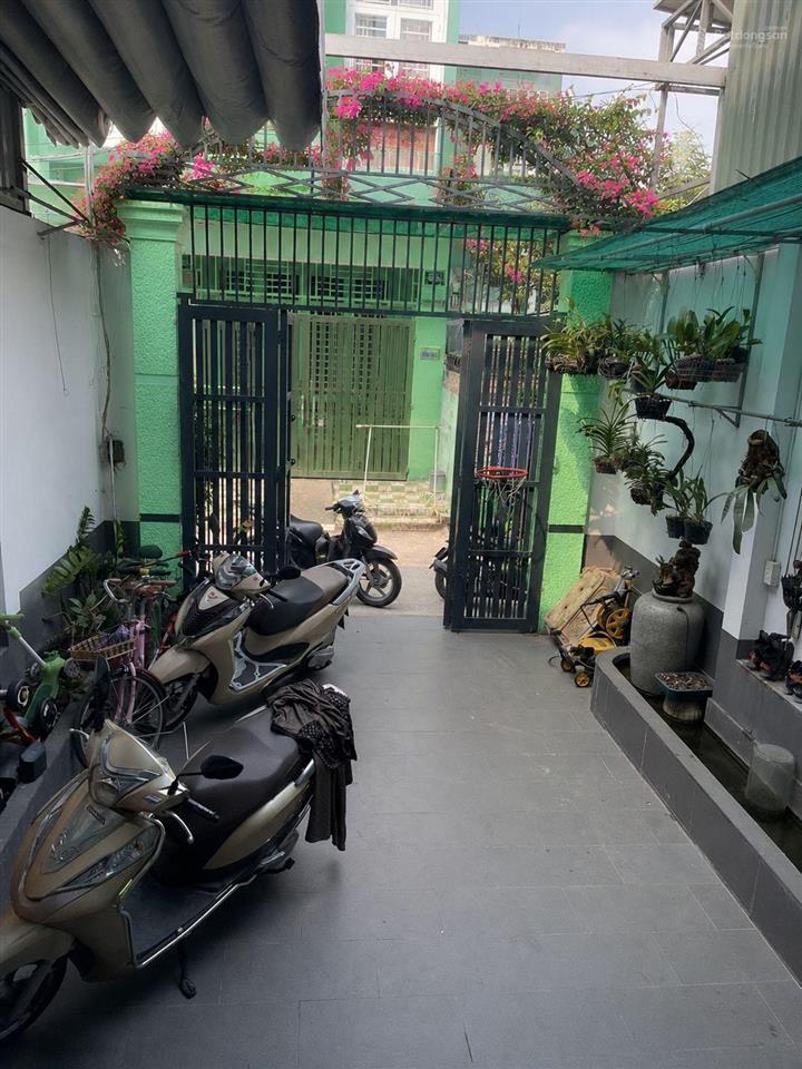 Đối diện vạn phúc city 104m 3 tầng chỉ 7.99 tỷ khu quốc lộ 13 hiệp bình phước