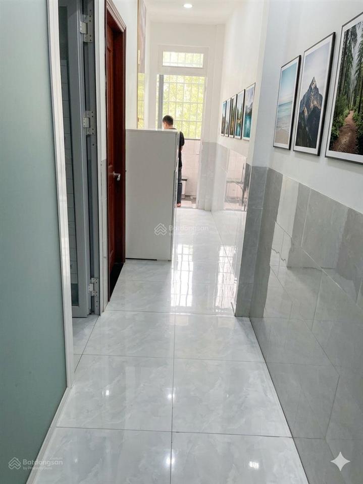 Đối diện vạn phúc city 104m 3 tầng chỉ 7.99 tỷ khu quốc lộ 13 hiệp bình phước