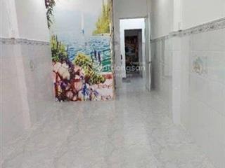 Mặt tiên cao đạt 3 tầng. ngay trần hưng đạo, nguyễn biểu quận .tiện đi ra các quận 1,3,10.