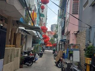 Nhà đẹp 5 tầng, 6 phòng ngủ, btct. nguyễn văn cừ tt quận 5 ra quận 1 ttsài gòn chợ bến thành. metro