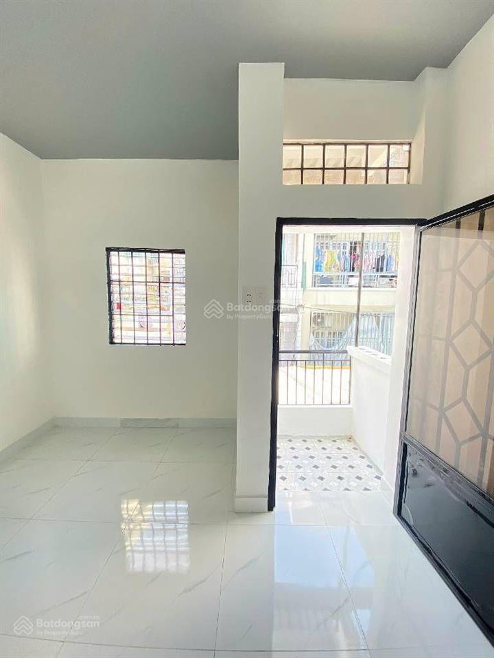 Nhà 3tâng trần phú. gần chợ hoa hồ thị kỷ. công viên lê hồng phong. hẻm thông ra an dương vương.