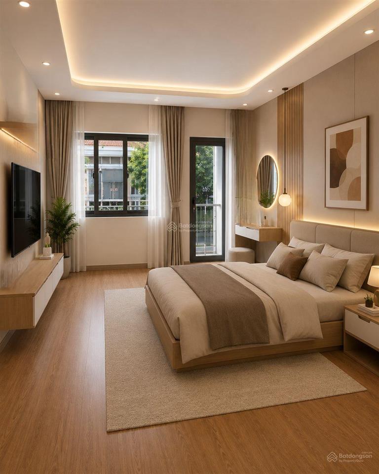 Nhà mặt tiền đường trần phú tt quận 5 gần công viên lý thái tổ. trường đh sư phạm