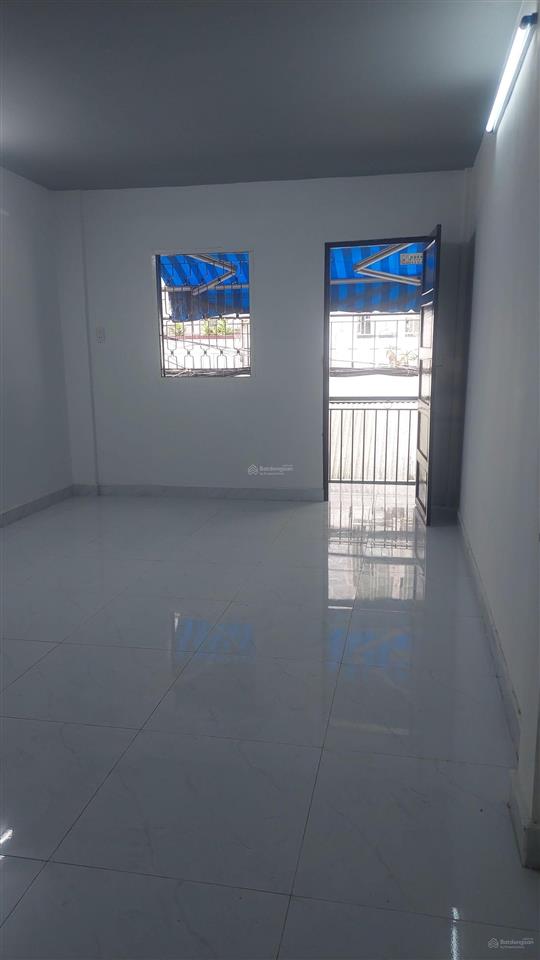 Nhà 3tầng hẻm thông 3m đường trần phú gần cv lý thái tổ. chợ hoa hồ thi kỷ.