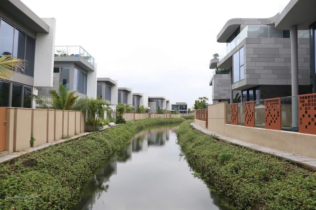 Hiếm! siêu biệt thự regal victoria 360m2, sát bến du thuyền, sân golf, giá 17 tỷ hỗ trợ vay 70%