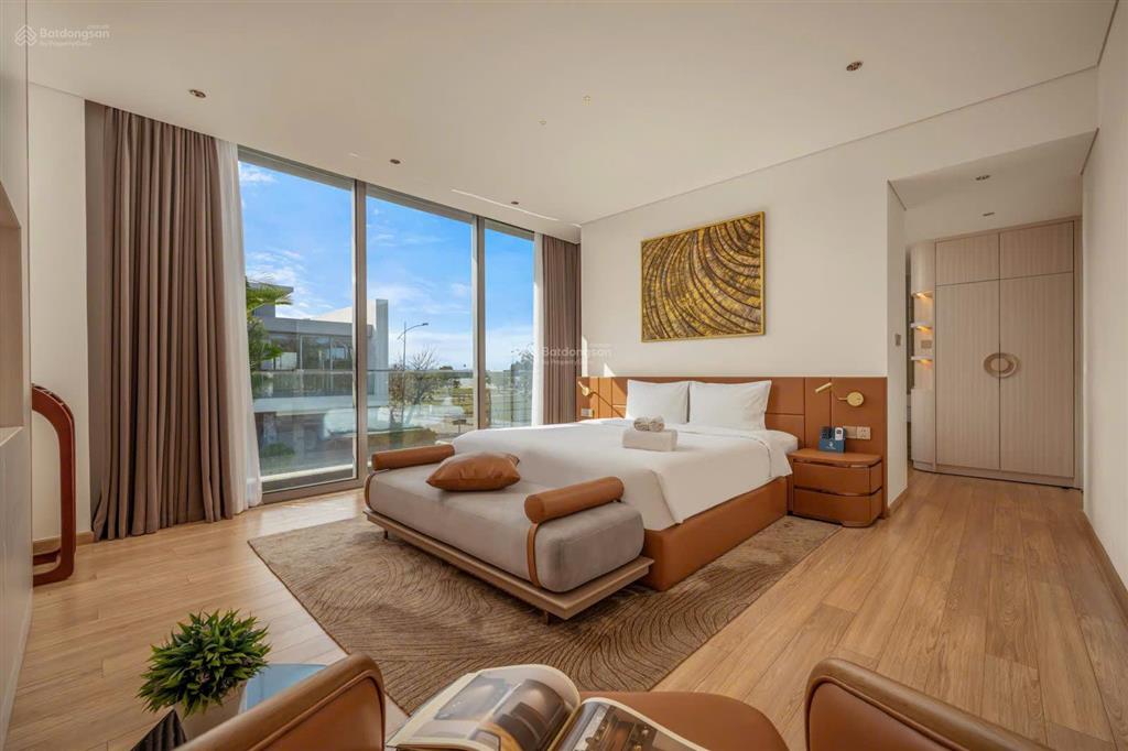 Hiếm! siêu biệt thự regal victoria 360m2, sát bến du thuyền, sân golf, giá 17 tỷ hỗ trợ vay 70%