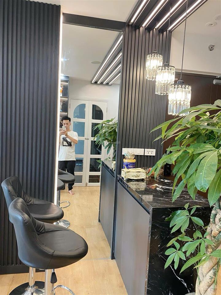 Bán gấp căn 2n/2wc, tầng trung, view đẹp, dt 73m, giá 7.0x tỷ, sổ hồng, full nt tại hoàng mai, hn