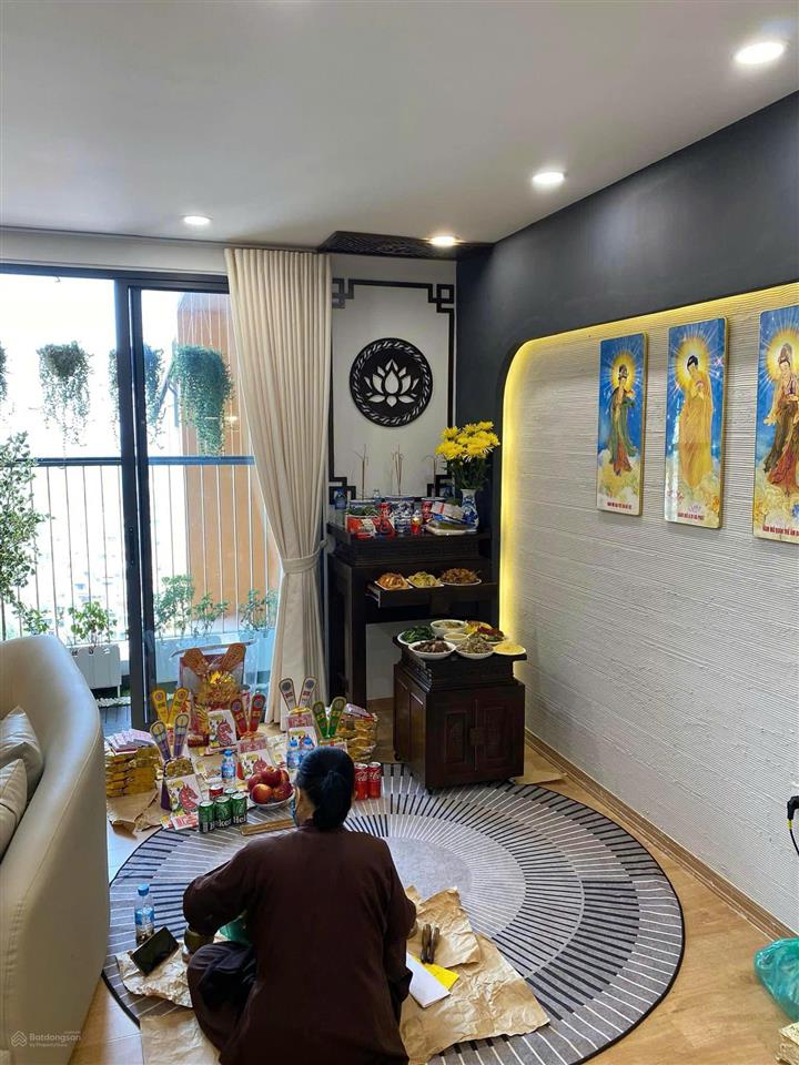 Bán gấp căn 2n/2wc, tầng trung, view đẹp, dt 73m, giá 7.0x tỷ, sổ hồng, full nt tại hoàng mai, hn