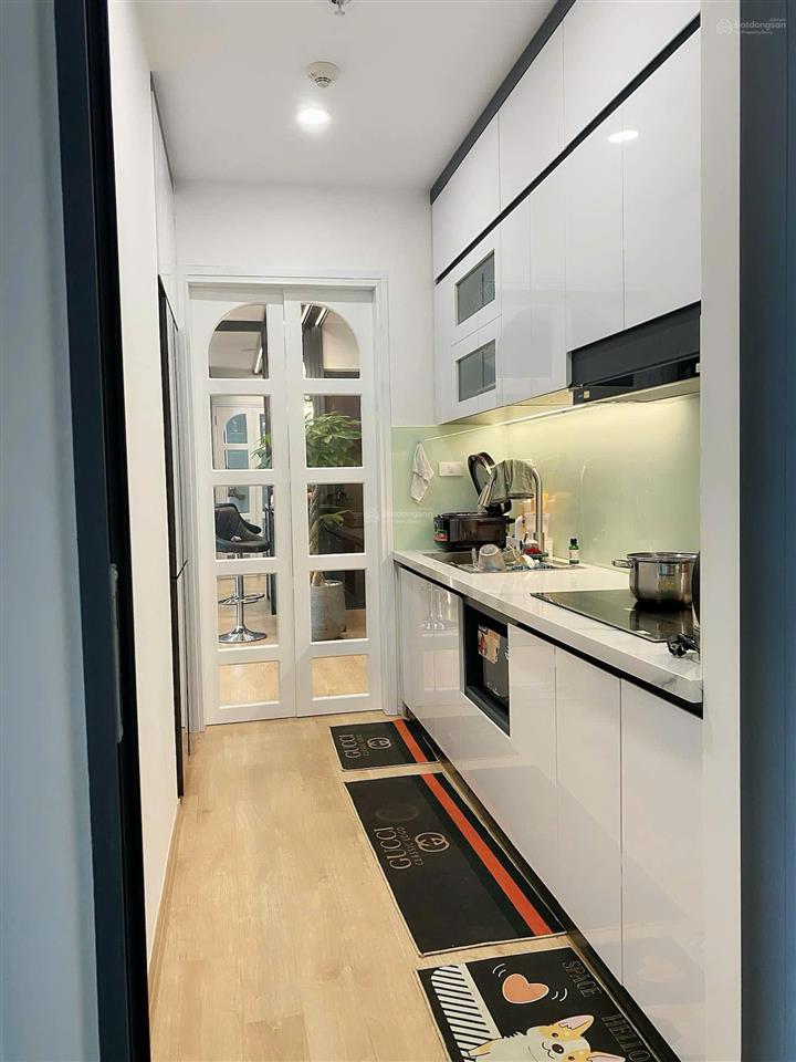 Bán gấp căn 2n/2wc, tầng trung, view đẹp, dt 73m, giá 7.0x tỷ, sổ hồng, full nt tại hoàng mai, hn