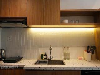 Chdv  căn hộ dịch vụ đường hai bà trưng phường tân định  56m2  17.x tỷ dòng tiền 700tr/năm