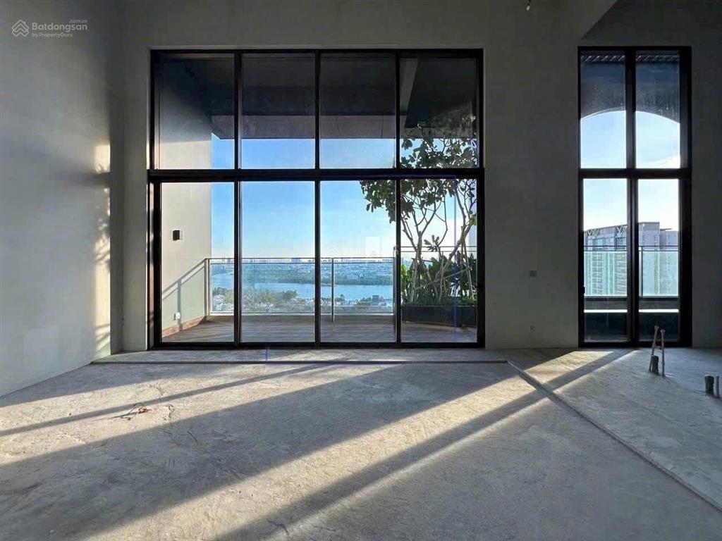 2 sản phẩm đặc biệt cần bán, hai căn liền kề 7 phòng ngủ 545m2 và penthouse diện tích 570m2