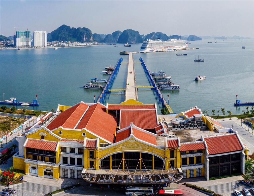 Bán tòa căn hộ sun centro town, bãi cháy, hạ long. 1pn  45m2  2.6 tỉ, tầng cao view đẹp