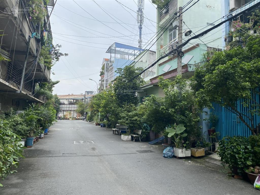 Xuất cảnh bán nhà hẻm rộng 6m phạm phú thứ, 48 m2, 4 tầng, 5 phòng, sân thượng, gần chợ bình tiên