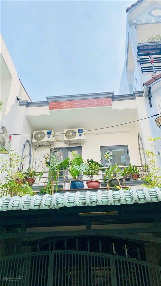 Nhà đường lũy bán bích, hòa bình, tân phú, hẻm xe hơi trước cửa, dt 78 m2, nhỉnh 6 tỷ