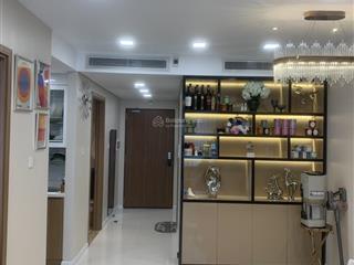 Cho thuê căn hộ rivera park, đồng tiến, 2pn, tầng cao, giá 17 triệu. 0933 722 *** kiểm