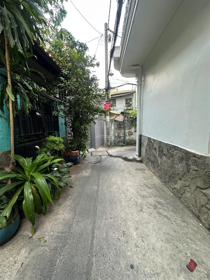 Hẻm thông nguyễn thượng hiền và thích quảng đức, bán đất tặng nhà 38m2