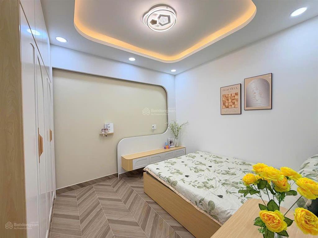 Bán nhà riêng tại phan văn trị, 6,4 tỷ, 60m2, giá cực chất tốt