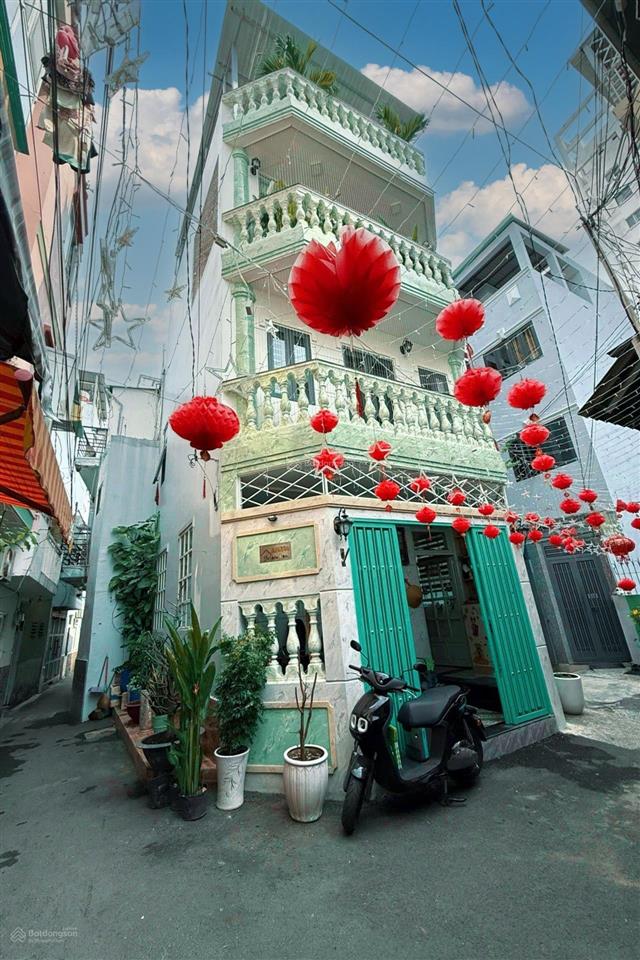 Nhà phố góc 3 mặt thoáng nguyễn văn đậu, có năng lượng mặt trời