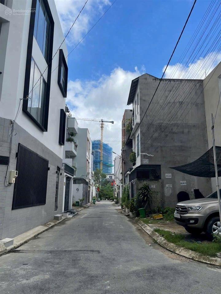 Bán lô đất hẻm 55 cây keo. tam phú dt 5*15 giá 6,45ty