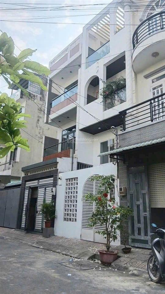 Bán nhà đường lê văn chí , phường linh trung, tphcm  hẻm xe hơi.kdc đồng bộ
nhà 1 trệt 2 lầu có 4p