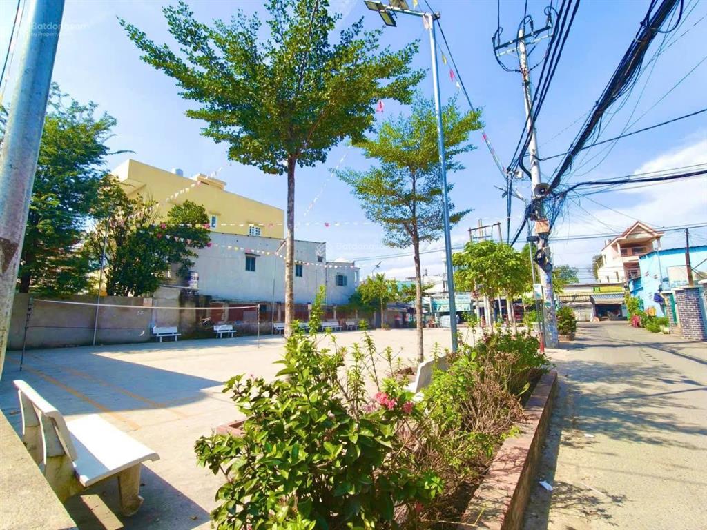 Chủ gửi bán lô đất đường 12 tam bình dt 68m2 giá .6,7ty hẻm xe hơi né nhau za
