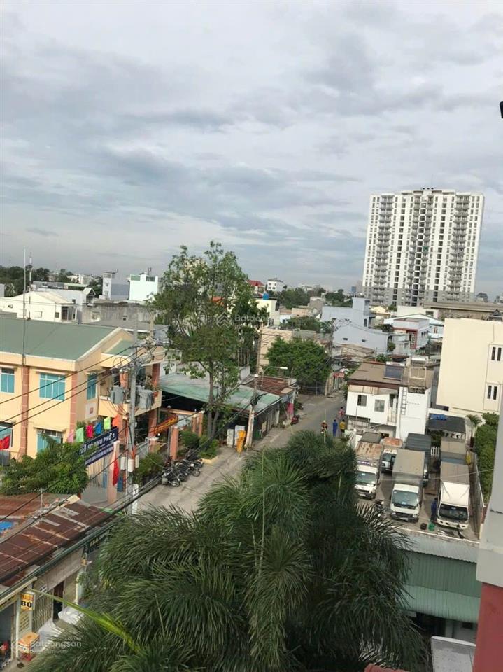 Nhà mt đường 8, trườn thọ dt 96m2. ngang 4,5m. trệt lầu hc vuông giá 10ty tl