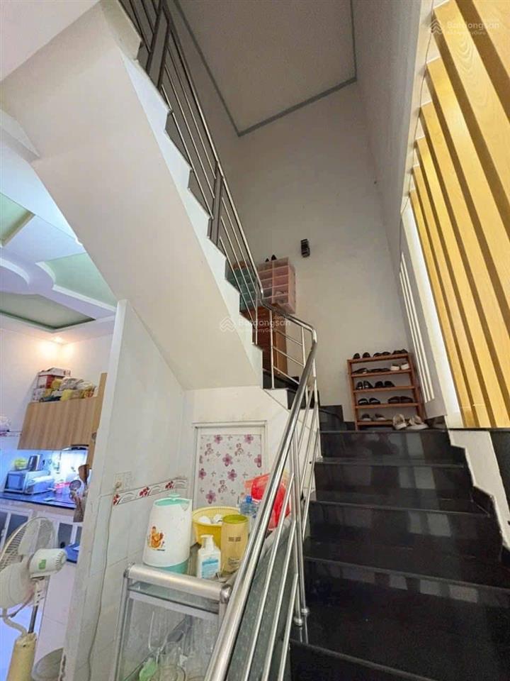 Bán nhà 1 lầu tam phú. thủ đức.  cách tô ngọc vân chỉ 200m.  dt 51,2m2.  có 2pn, 2wc. giá 5,7 tỷ