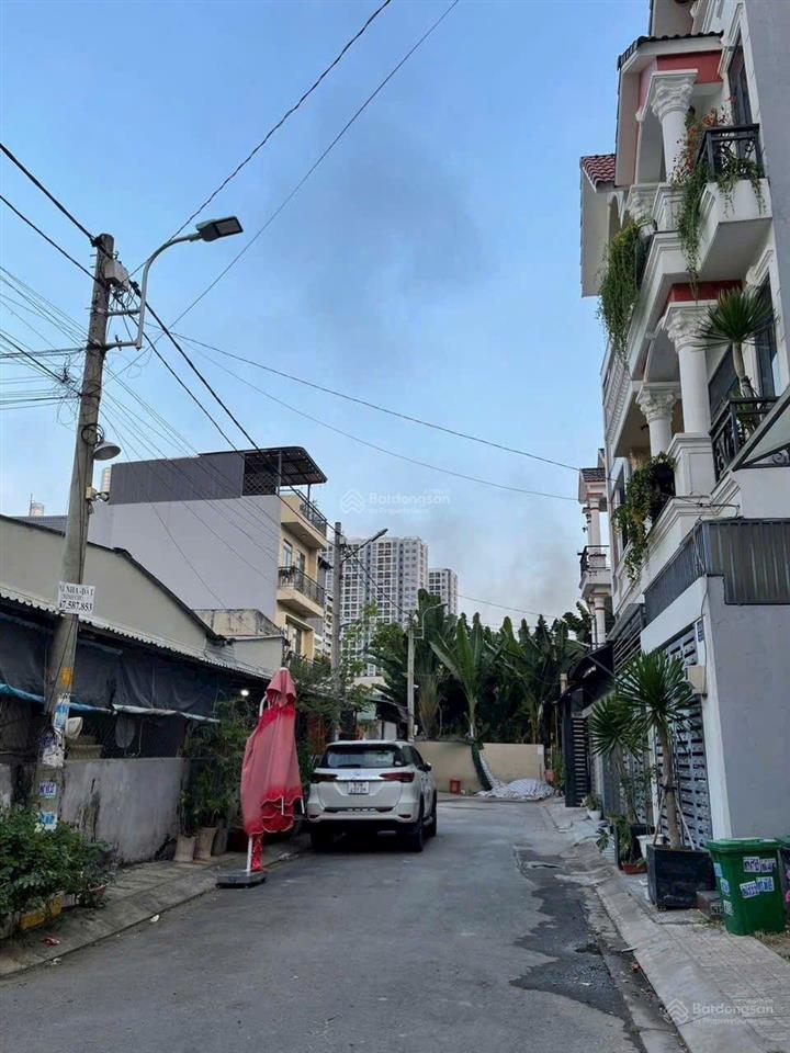 Bán đất 2 mặt tiền trước  sau, đường số 12 tam bình, thủ đức (cách đường giá 10ty chốt)
