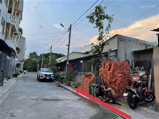 Bán đất 2 mặt tiền trước  sau, đường số 12 tam bình, thủ đức (cách đường giá 10ty chốt)