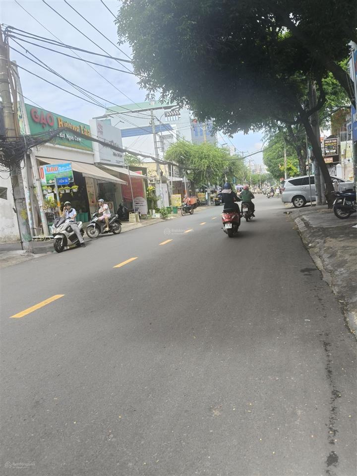 Bán nhà 3 tầng 4pn. đường hiệp bình. ngay trường học chợ. gigamail. giá chỉ 3ty8 bớt lộc pháp lý ch