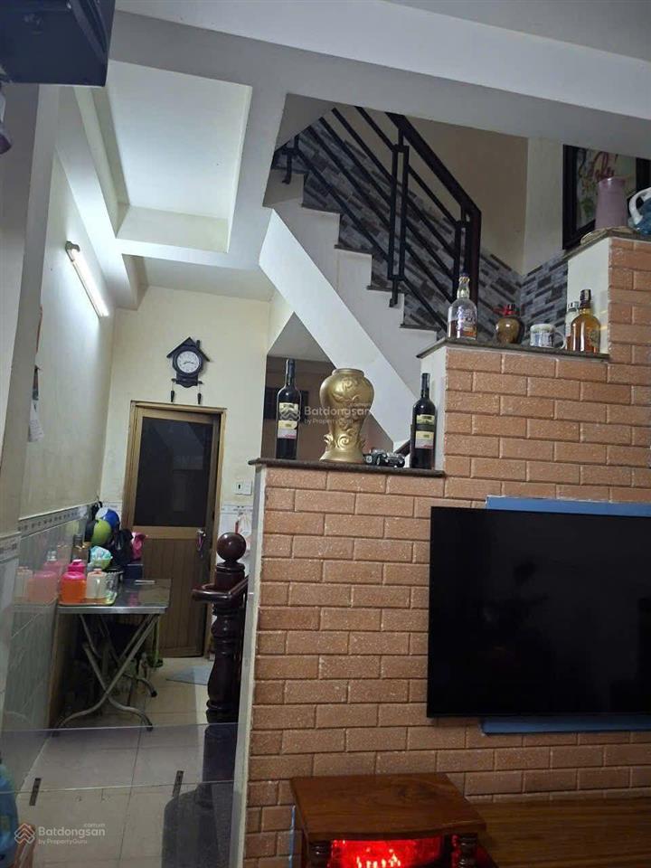 Bán nhà 3 tầng 4pn. đường hiệp bình. ngay trường học chợ. gigamail. giá chỉ 3ty8 bớt lộc pháp lý ch