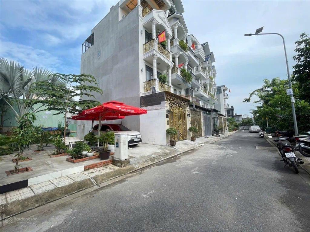 Lô đất hẻm 55 cây keo tam phú thủ đức  diện tích 4m x 16.7m = 66.8m full thổ cư
giá 5.5 tỷ