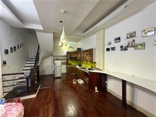 Nhà mới sửa lại thuận tiện để vào ở ngay tết này