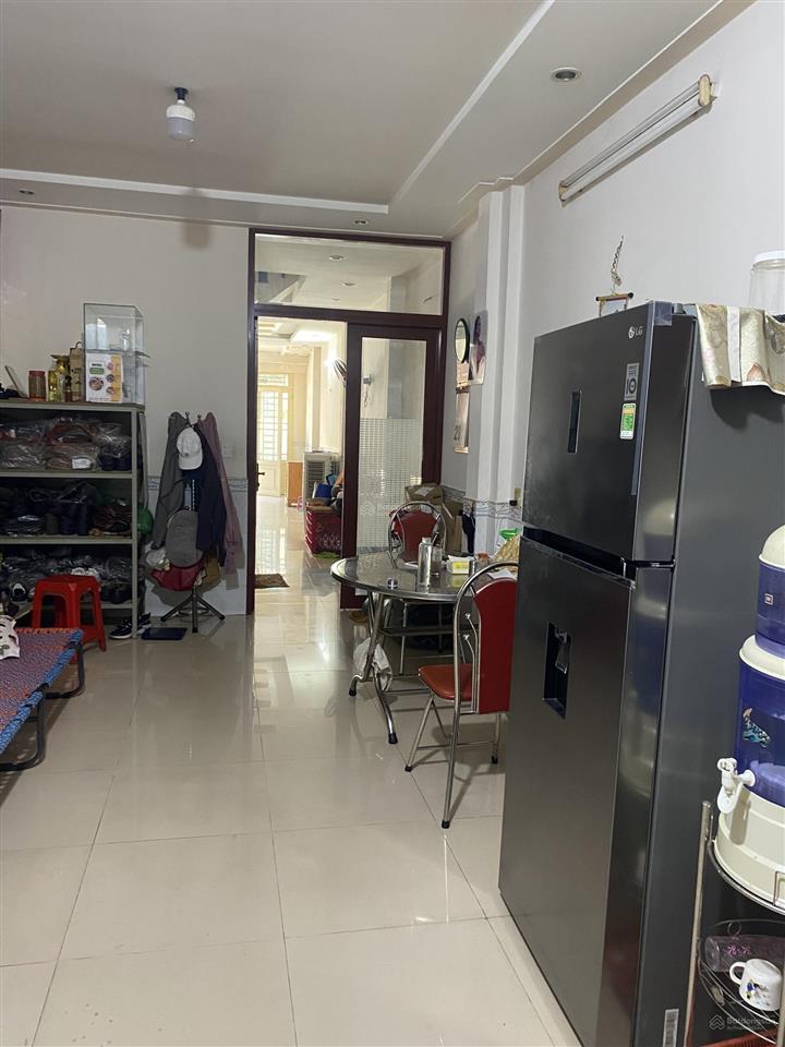 83m2  8tỷ  trước nhà 8m, đường phạm quý thích  kế bên chợ tân hương, phú thọ hòa.