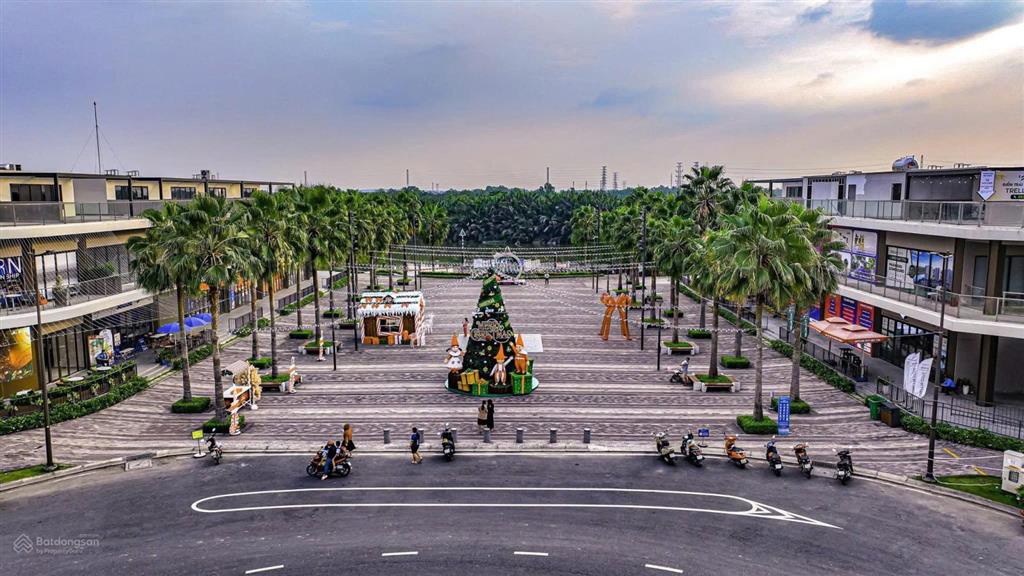 Căn hộ tầng 3 sân vườn đẹp nhất mizuki  mua trực tiếp chủ đầu tư giá chỉ 5.2 tỷ/2pn view sông