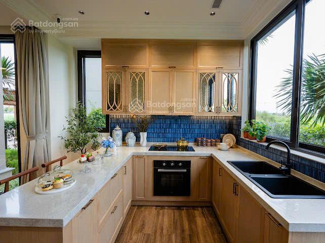 Biệt thự đảo 4 mặt sân vườn the pearl kđt waterpoint 256m2 1 trệt 2 lầu. chỉ 5 tỷ đến khi nhận nhà