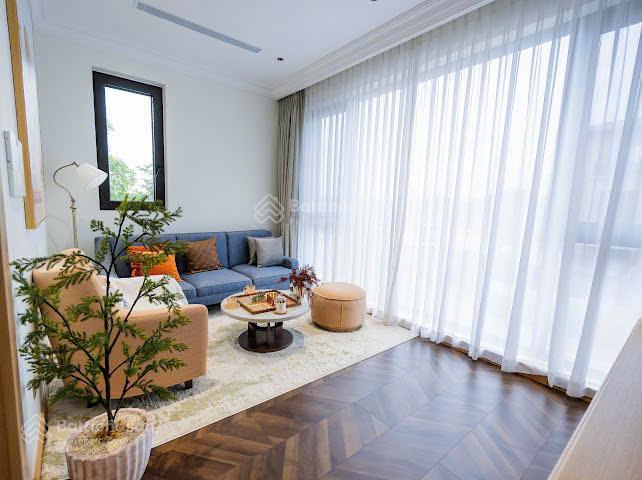 Biệt thự đảo 4 mặt sân vườn the pearl kđt waterpoint 256m2 1 trệt 2 lầu. chỉ 5 tỷ đến khi nhận nhà