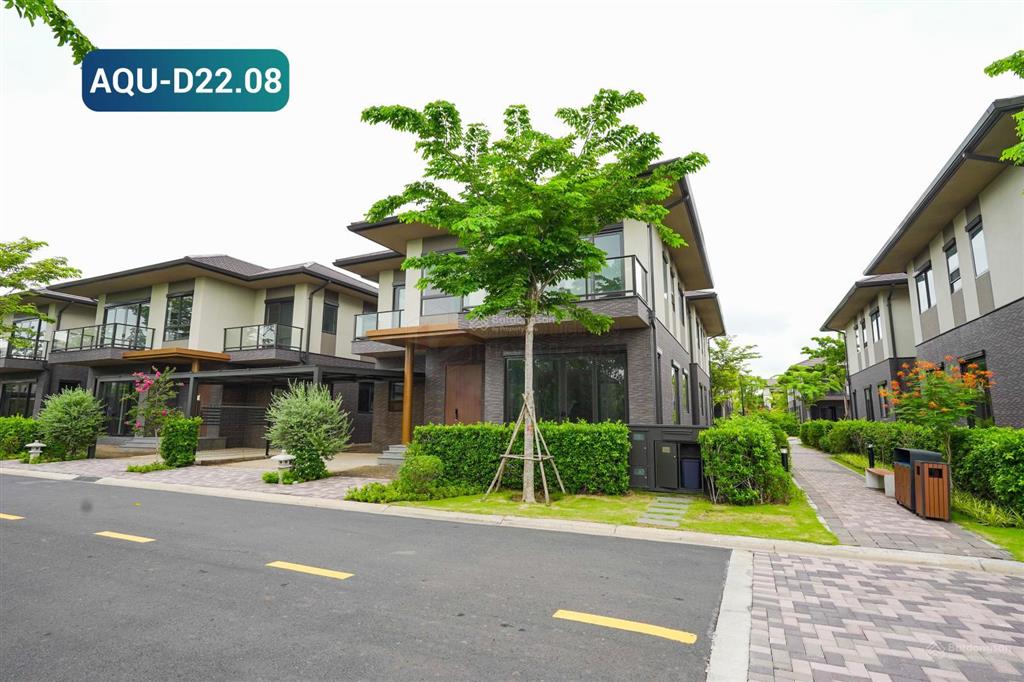 39,79tr/m2 biệt thự 480m2 view kênh đào kđt waterpoint. cách hcm 25ph. tiện ích đầy đủ. nhà sẵn