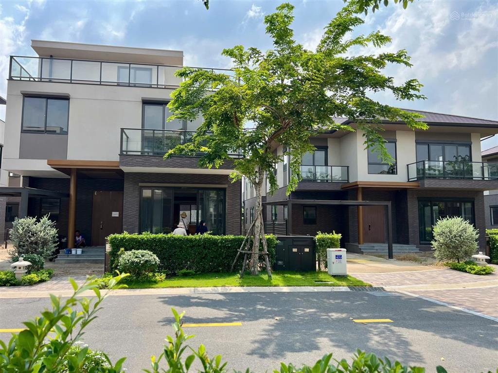 39,79tr/m2 biệt thự 480m2 view kênh đào kđt waterpoint. cách hcm 25ph. tiện ích đầy đủ. nhà sẵn