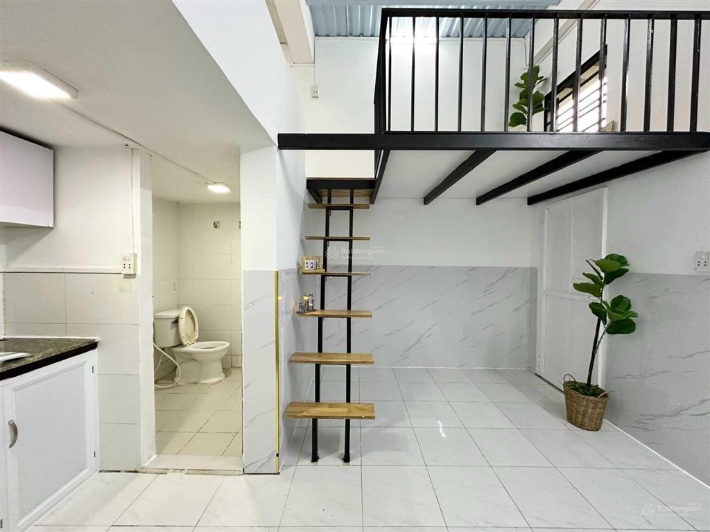 Cho thuê phòng trọ giá rẻ rộng 40m2 1 trệt, 1 lầu ngay phạm văn đồng, cầu gò dưa thủ đức