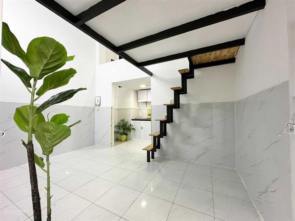 Cho thuê phòng trọ giá rẻ rộng 40m2 1 trệt, 1 lầu ngay phạm văn đồng, cầu gò dưa thủ đức